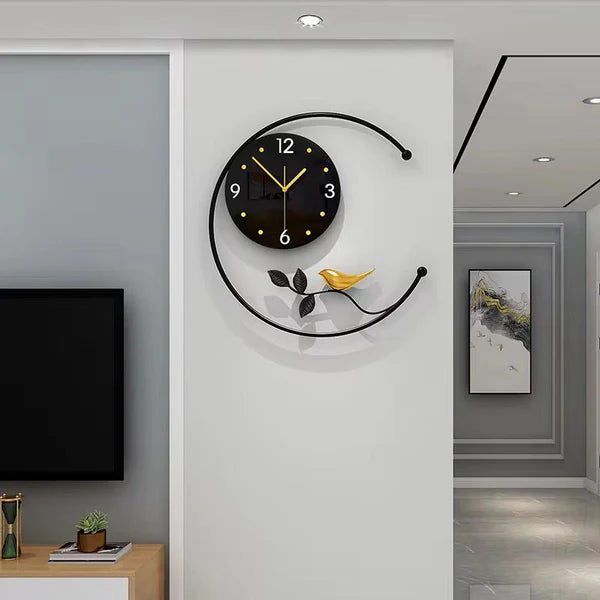 Vintage Metal Wall Clock – Elegant Home Decor